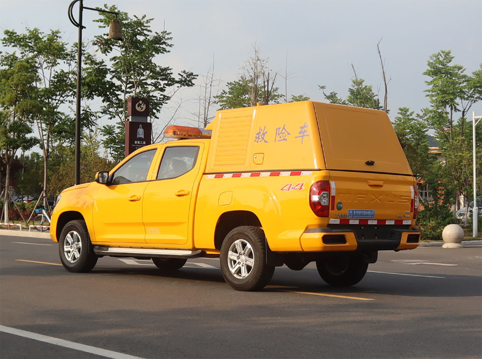 大通皮卡排水抢险车